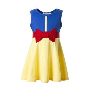 Robe Disney Bound Blanche-Neige pour enfant, haut bleu et bas jaune avec nœud rouge sur le devant.