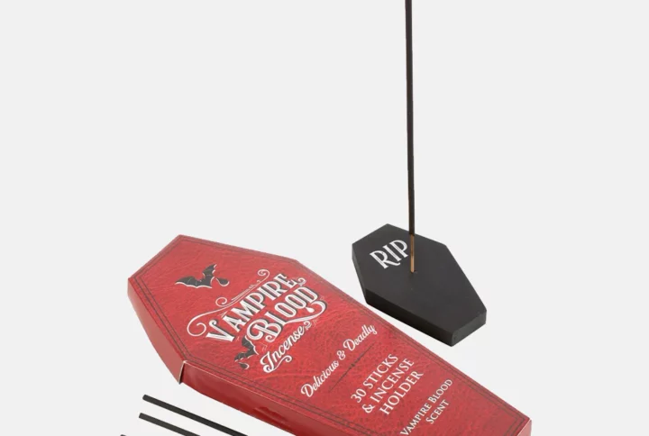 Coffret Vampire Blood avec bâtons d’encens et porte-encens en forme de cercueil